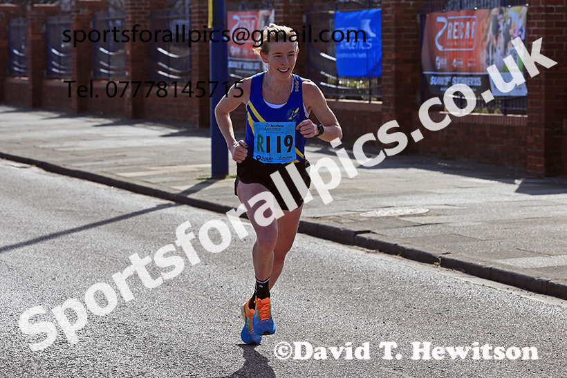 Senior womens Northern 6 Stage Road Relay, 2025 Northern 12 and 6 Stage Road Relays and Junior 5k, Redcar. Photo: David T. Hewitson/Sports for All Pics